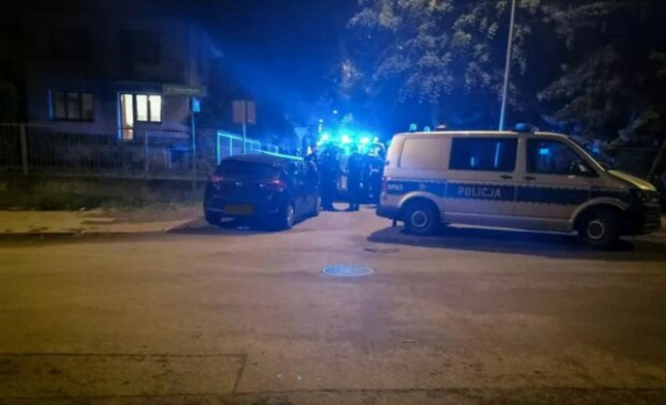 В Польше жестоко расправились с украинцем после спора из-за Крыма: подозреваемый прятался в кустах В Польше жестоко расправились с украинцем после спора из-за Крыма: подозреваемый прятался в кустах