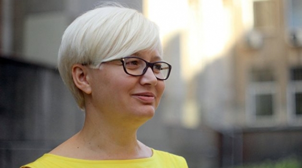 «Берут на работу упоротых бестолочей»: украинская писательница устроила языковой скандал в супермаркете «Берут на работу упоротых бестолочей»: украинская писательница устроила языковой скандал в супермаркете