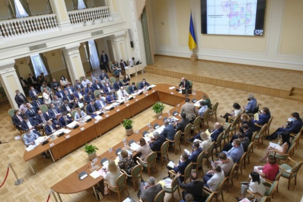 В десять раз более деятельные? Кабмин Шмыгаля предупредил Раду о своих планах В десять раз более деятельные? Кабмин Шмыгаля предупредил Раду о своих планах