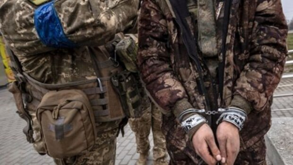 Нашим гражданам – побои и пытки, россиянам – шоколадки и халву: Украина тратит безумные деньги на военнопленных Нашим гражданам – побои и пытки, россиянам – шоколадки и халву: Украина тратит безумные деньги на военнопленных