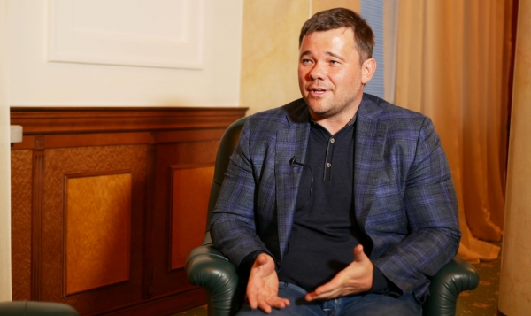 Богдан отрицает факт драки с Бакановым
Богдан отрицает факт драки с Бакановым