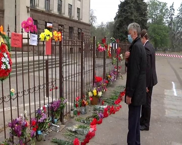 Бойко: Правда о трагедии "2 мая" – дело чести для всей страны
Бойко: Правда о трагедии "2 мая" – дело чести для всей страны