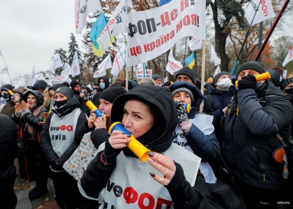 Более 30 тыс. украинцев в первый день подали заявки для оформления одноразовой материальной помощи для ФЛП
Более 30 тыс. украинцев в первый день подали заявки для оформления одноразовой материальной помощи для ФЛП