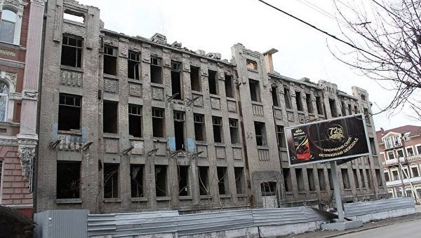 Больницы, здание с валькириями и дом чернокнижника: где еще обитают призраки Днепра Больницы, здание с валькириями и дом чернокнижника: где еще обитают призраки Днепра