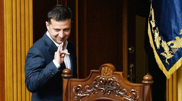Бондаренко предположил, с какой речью Зеленский выступит в Раде Бондаренко предположил, с какой речью Зеленский выступит в Раде