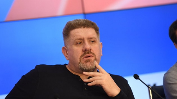 Бондаренко рассказал, почему у Зеленского нет единой команды Бондаренко рассказал, почему у Зеленского нет единой команды