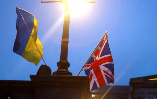 Британия инвестирует $25 млн, чтобы разблокировать украинский экспорт и импорт Британия инвестирует $25 млн, чтобы разблокировать украинский экспорт и импорт