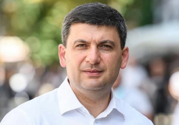 Гройсман вынырнул из небытия и обратился к украинцам после авиакатастрофы АН-26: "Надеюсь и верю…" Гройсман вынырнул из небытия и обратился к украинцам после авиакатастрофы АН-26: "Надеюсь и верю…"