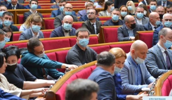"Бонусы" для вакцинированных и этикет для школьников – от Правительственного квартала ждут новых внедрений "Бонусы" для вакцинированных и этикет для школьников – от Правительственного квартала ждут новых внедрений