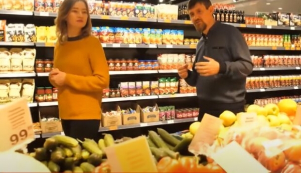 Невозмутимые кассиры и акции интересные - в популярном супермаркете дурят покупателей фальшивыми ценами Невозмутимые кассиры и акции интересные - в популярном супермаркете дурят покупателей фальшивыми ценами