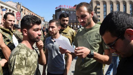 Азербайджан ввел военное положение