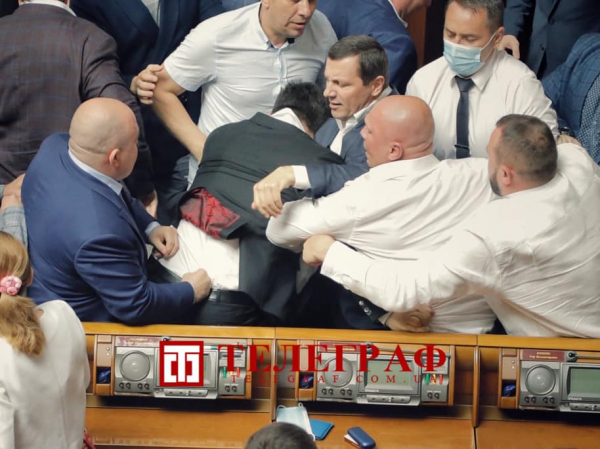 Кива и Тищенко подрались в Раде: полное видео боя
