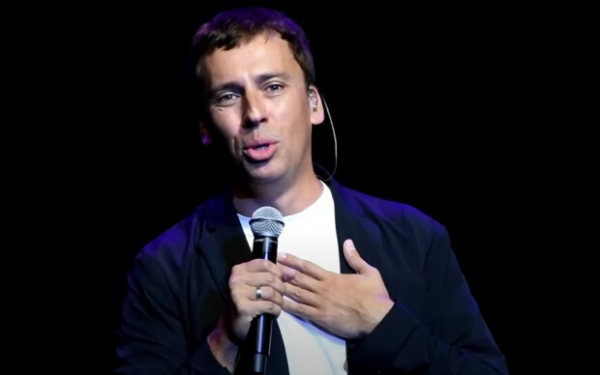 Максим Галкин взялся за воспитание сына Гарри и устроил активный отдых на природе Максим Галкин взялся за воспитание сына Гарри и устроил активный отдых на природе