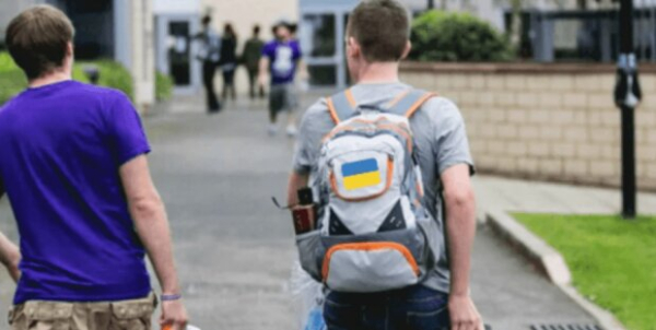 Украинцев не выпускают заграницу, 87 человек только за обни сутки: кто не выедет из страны точно Украинцев не выпускают заграницу, 87 человек только за обни сутки: кто не выедет из страны точно