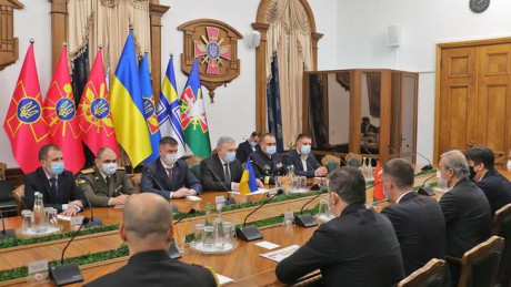 Украина и Турция заключили контракты на товары военного назначения Украина и Турция заключили контракты на товары военного назначения