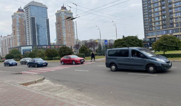 Почему нельзя покупать красные машины: влияние цвета авто на ДТП, штрафы и лояльность полиции Почему нельзя покупать красные машины: влияние цвета авто на ДТП, штрафы и лояльность полиции