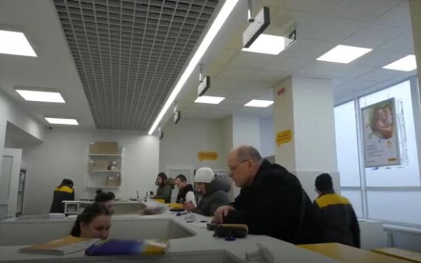 "Советский подход, ничего не меняется": посылки украинцев остаются "жить" на "Укрпочте" больше месяца "Советский подход, ничего не меняется": посылки украинцев остаются "жить" на "Укрпочте" больше месяца