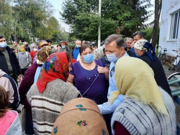 Росита Ляшко идет в депутаты: осталось дочку пристроить и вся семья в надежном месте Росита Ляшко идет в депутаты: осталось дочку пристроить и вся семья в надежном месте