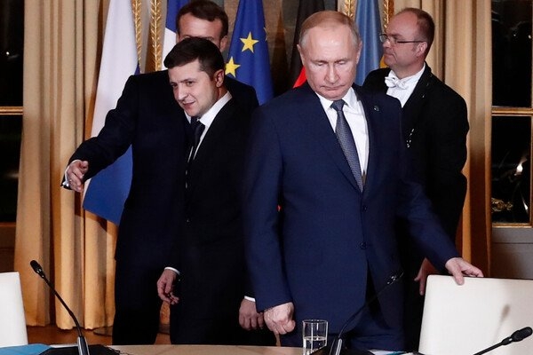 
Ермак рассказал советнику Меркель об удачных переговорах с Путиным
 
