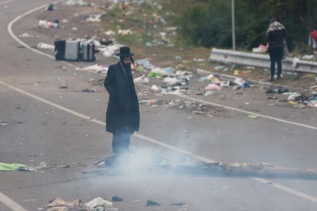 Хасиды полностью оставили пограничный пункт "Новые Ярловичи", - ГНСУ Хасиды полностью оставили пограничный пункт "Новые Ярловичи", - ГНСУ