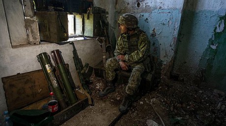 Оккупанты стреляли из подствольного гранатомета у Марьинки Оккупанты стреляли из подствольного гранатомета у Марьинки