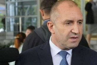Президенту Болгарии в Евросоюзе ответили, кому на самом деле принадлежит Крым
Президенту Болгарии в Евросоюзе ответили, кому на самом деле принадлежит Крым