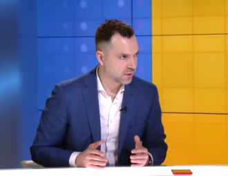 Арестович сказал, в какие страны реально перенести переговоры по Донбассу
Арестович сказал, в какие страны реально перенести переговоры по Донбассу