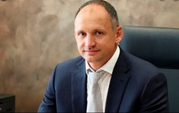 Это плевок в лицо украинцев — активисты и депутаты отреагировали на назначение прихвостня Януковича в ОП Это плевок в лицо украинцев — активисты и депутаты отреагировали на назначение прихвостня Януковича в ОП