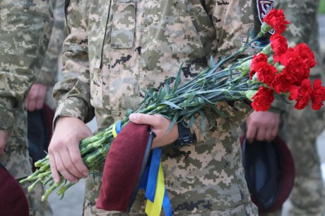 Во львовской больнице скончался военный, которого в апреле ранили на Донбассе