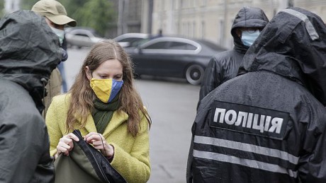 Правительство привлечет волонтеров, которые будут следить за соблюдением карантина Правительство привлечет волонтеров, которые будут следить за соблюдением карантина