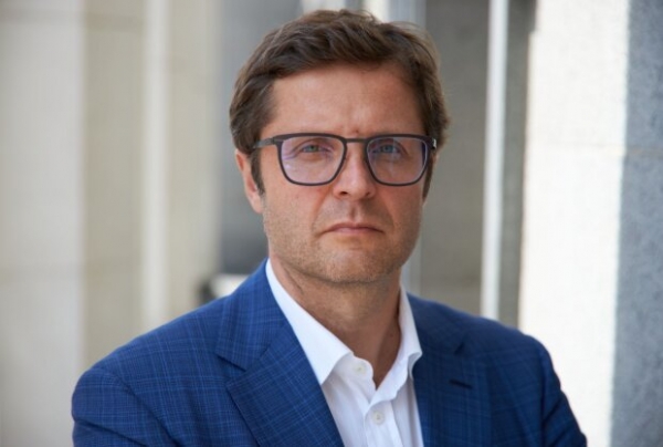 Холодов рассказал о заседании Минэкономики с табачными производителями - "Чуть ли не кланялись" Холодов рассказал о заседании Минэкономики с табачными производителями - "Чуть ли не кланялись"