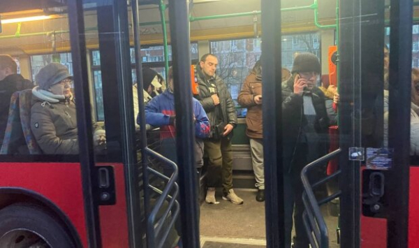 Главное за 25 мая: заложник в ПриватБанке, повышение стоимости проезда и революция на россии Главное за 25 мая: заложник в ПриватБанке, повышение стоимости проезда и революция на россии