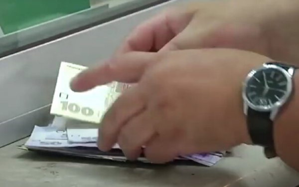 В Европе беженцам нужно уплатить налоги: Гетманцев видит "хороший повод" взыскать еще - экономист В Европе беженцам нужно уплатить налоги: Гетманцев видит "хороший повод" взыскать еще - экономист