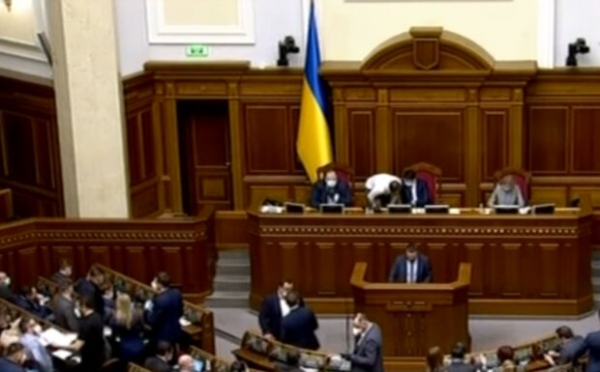 Депутаты решили судьбу "антиколомойського закона", что ждет ПриватБанк и не только Депутаты решили судьбу "антиколомойського закона", что ждет ПриватБанк и не только