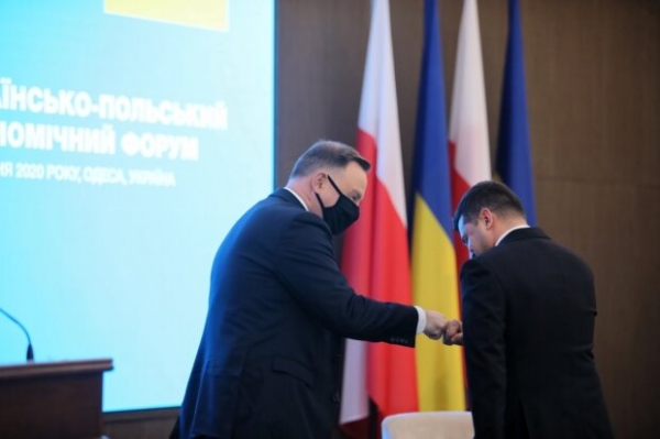 Польский президент Дуда из Киева мощно наехал на Путина, и за Карабах прилетело: "Четко подчеркиваю..." Польский президент Дуда из Киева мощно наехал на Путина, и за Карабах прилетело: "Четко подчеркиваю..."
