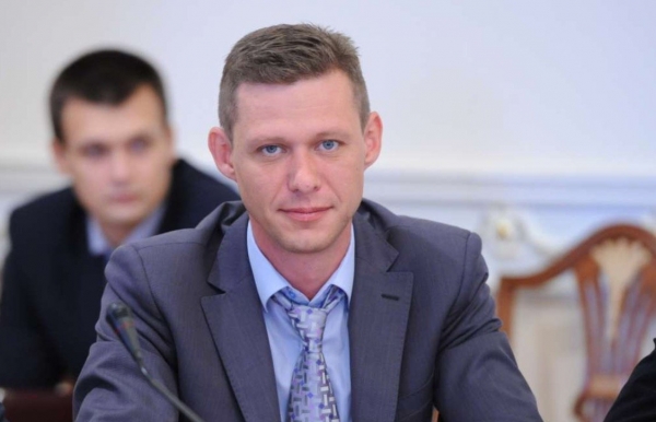 Чаплыга о санкциях РФ против слуг народа: Порошенко, чтобы попасть под российские санкции, потребовалось 4,5 года, а Зеленскому хватило полтора
Чаплыга о санкциях РФ против слуг народа: Порошенко, чтобы попасть под российские санкции, потребовалось 4,5 года, а Зеленскому хватило полтора