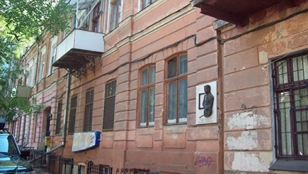 Человек-волк, кладбищенский вампир и призрак артистки: мистические истории Одессы Человек-волк, кладбищенский вампир и призрак артистки: мистические истории Одессы
