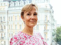 
                    Чем выше должность, тем строже наказание: Посол Германии предложила Украине вариант изменений в закон о декларировании                