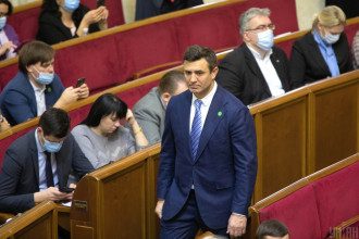 "Хоть бы ларек поставили": Тищенко попался на странной переписке
