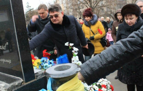 Скандальный экс-депутат Лукьяненко стремится к посту главы Обухова: "кормит" свой бизнес за счет работяг Скандальный экс-депутат Лукьяненко стремится к посту главы Обухова: "кормит" свой бизнес за счет работяг