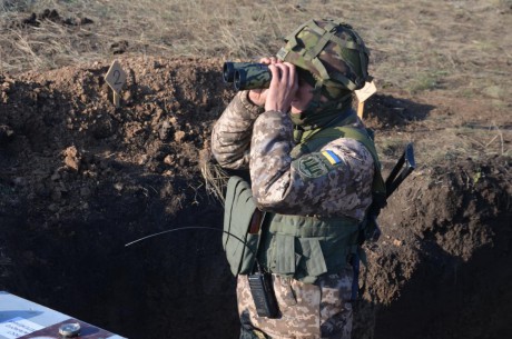 Российские наемники трижды открывали огонь Донбассе в понедельник, потерь нет Российские наемники трижды открывали огонь Донбассе в понедельник, потерь нет
