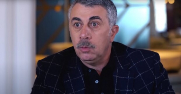 Доктор Комаровский развенчал мифы о втором ребенке: "Ссорятся каждые 6,3 секунды" Доктор Комаровский развенчал мифы о втором ребенке: "Ссорятся каждые 6,3 секунды"