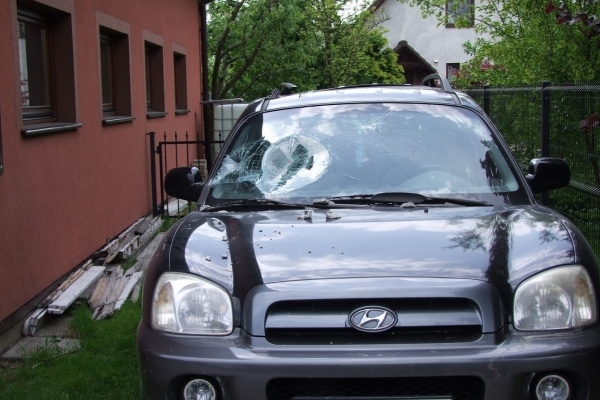 Мощнейший ураган в Польше разрушил более 20 домов: фото и видео торнадо
Мощнейший ураган в Польше разрушил более 20 домов: фото и видео торнадо