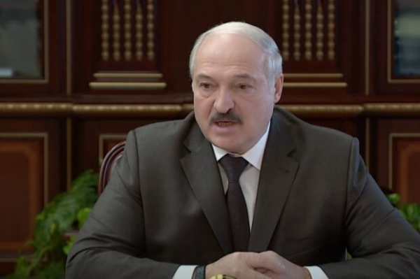 Лукашенко назвал истинную причину страданий людей от вирусов – "Надо защищать болота" Лукашенко назвал истинную причину страданий людей от вирусов – "Надо защищать болота"