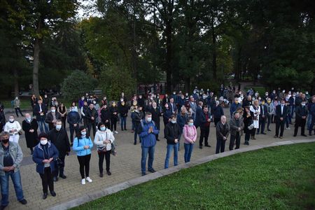 Львовяне помолились за честные выборы Львовяне помолились за честные выборы