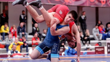 Украинец получил медаль на чемпионате Европы по спортивной борьбе