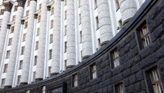 Кабмин обязал НАПК возобновить работу реестра деклараций
Кабмин обязал НАПК возобновить работу реестра деклараций