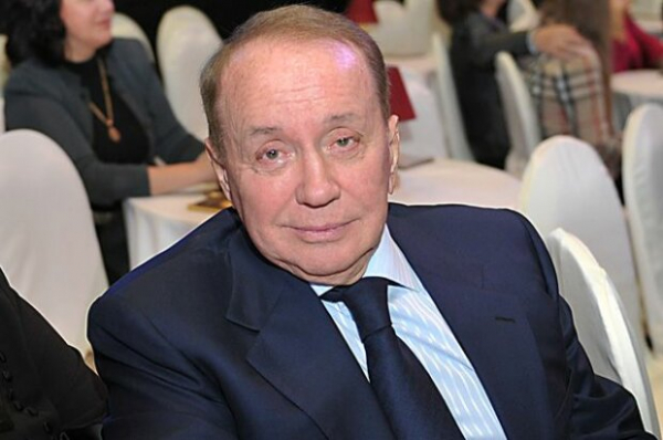 Путин позавидует: Александр Масляков показал шикарный особняк за 400 миллионов, который "нахохотал" в КВН Путин позавидует: Александр Масляков показал шикарный особняк за 400 миллионов, который "нахохотал" в КВН