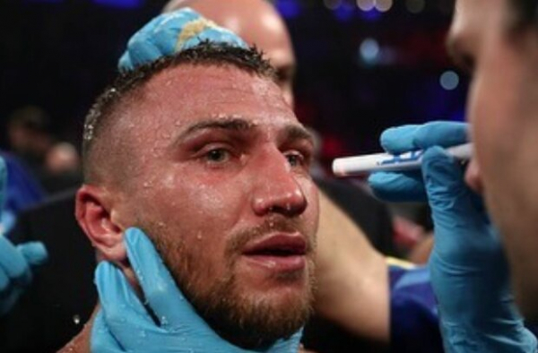 Ломаченко, сбежавший из Украины, раскритиковал Зеленского за борьбу с УПЦ МП: "Война не стоит..."