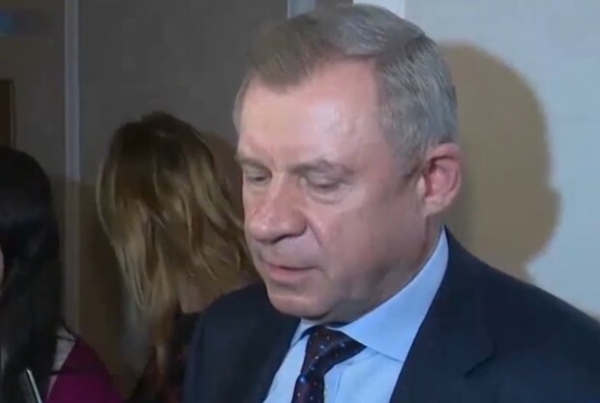 Целое состояние на запястье - экс-главу НБУ Смолия "поймали" на роскошной жизни Целое состояние на запястье - экс-главу НБУ Смолия "поймали" на роскошной жизни